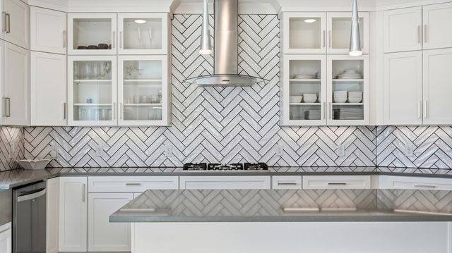 353 Oak Plains Rd, Clarksville, TN 37043