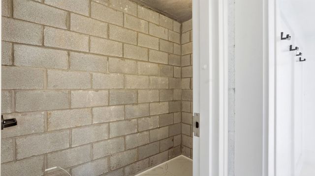 353 Oak Plains Rd, Clarksville, TN 37043