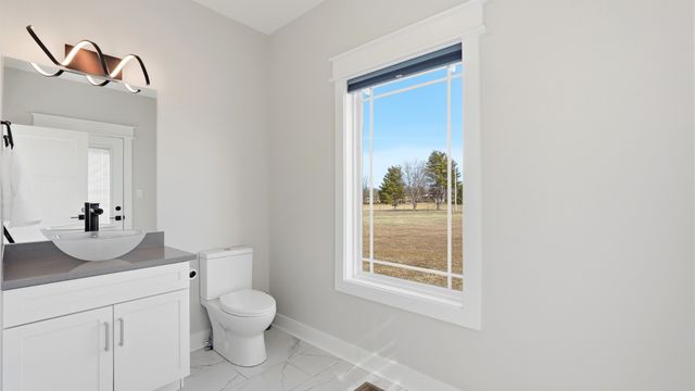 353 Oak Plains Rd, Clarksville, TN 37043