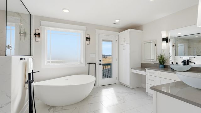 353 Oak Plains Rd, Clarksville, TN 37043