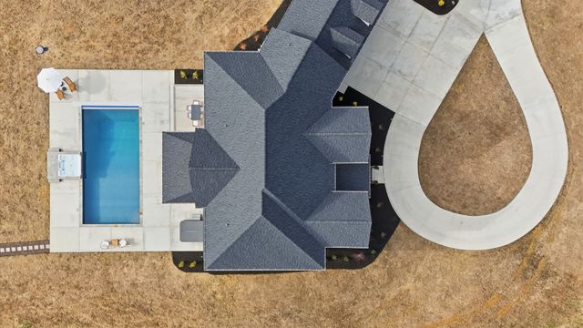 353 Oak Plains Rd, Clarksville, TN 37043