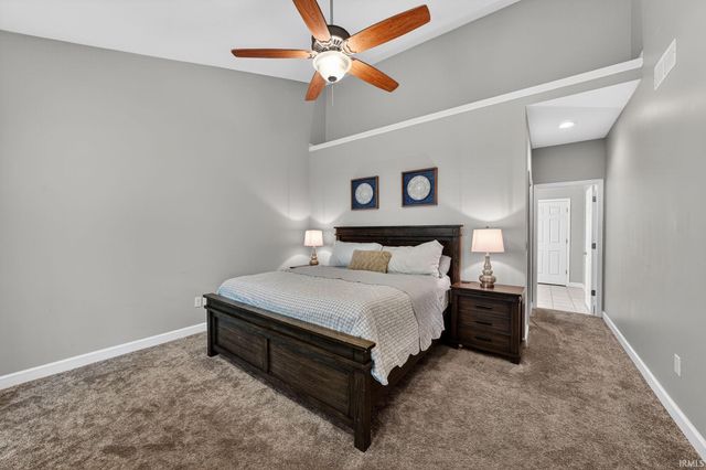 14211 Fox Chase Drive, Granger, IN 46530