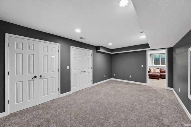 14211 Fox Chase Drive, Granger, IN 46530