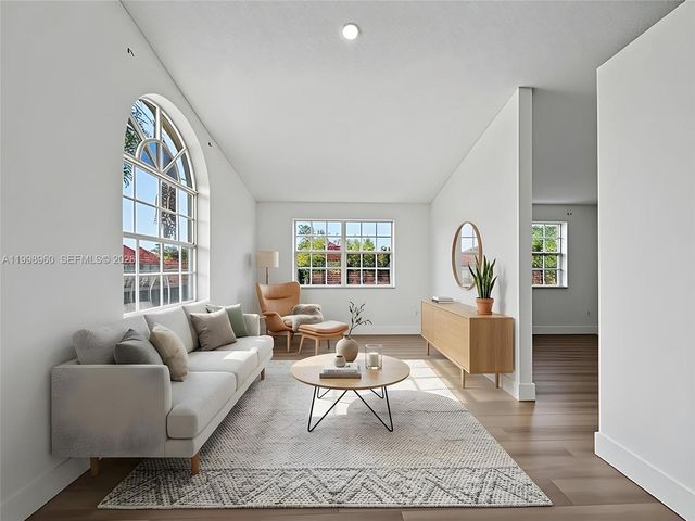 21553 SW 87th Ct 102, Cutler Bay, FL 33189