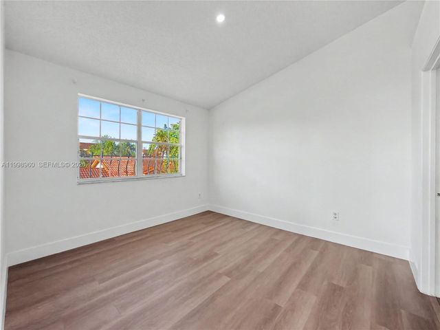 21553 SW 87th Ct 102, Cutler Bay, FL 33189