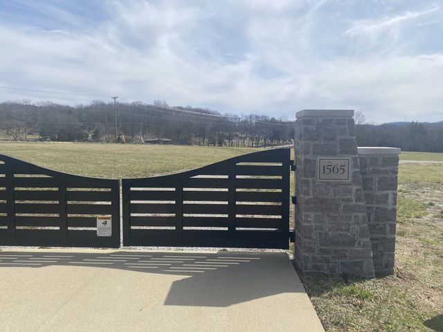 1565 Sunset Rd, Brentwood, TN 37027