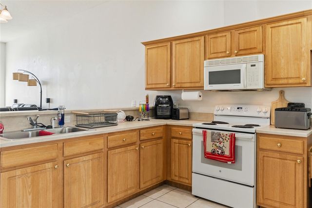 16 BUTTONWOOD LANE, Palm Coast, FL 32137