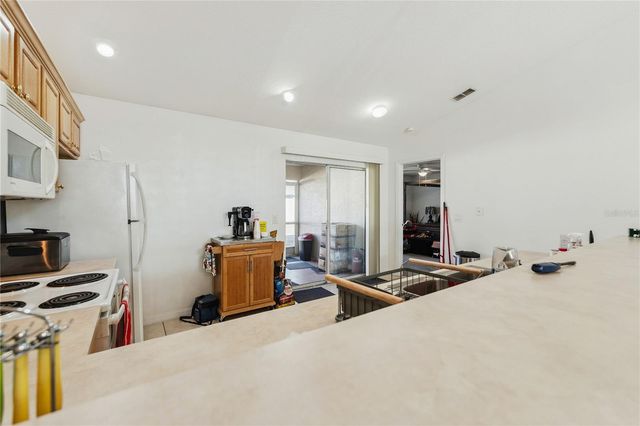 16 BUTTONWOOD LANE, Palm Coast, FL 32137