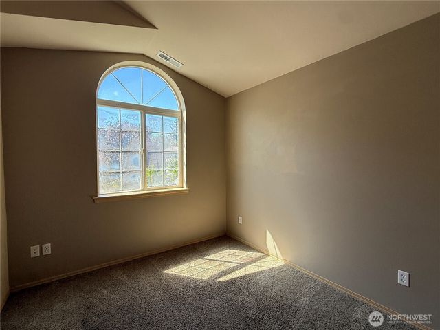 1424 Blackberry Drive, Mount Vernon, WA 98274