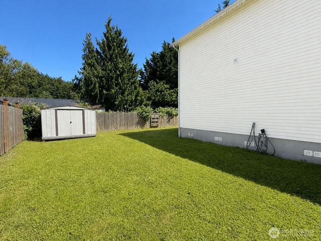 1424 Blackberry Drive, Mount Vernon, WA 98274