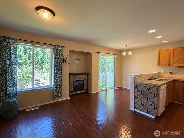 1424 Blackberry Drive, Mount Vernon, WA 98274