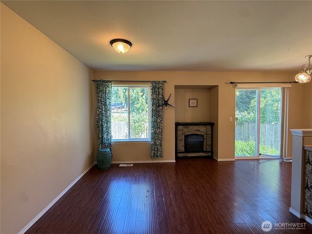 1424 Blackberry Drive, Mount Vernon, WA 98274