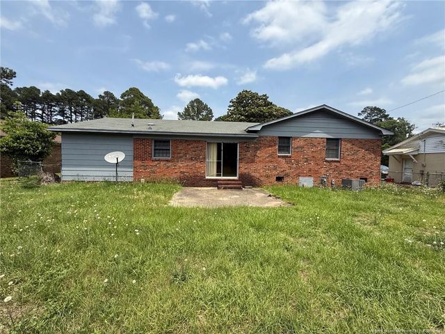 5707 Chisholm Trail, Fayetteville, NC 28303