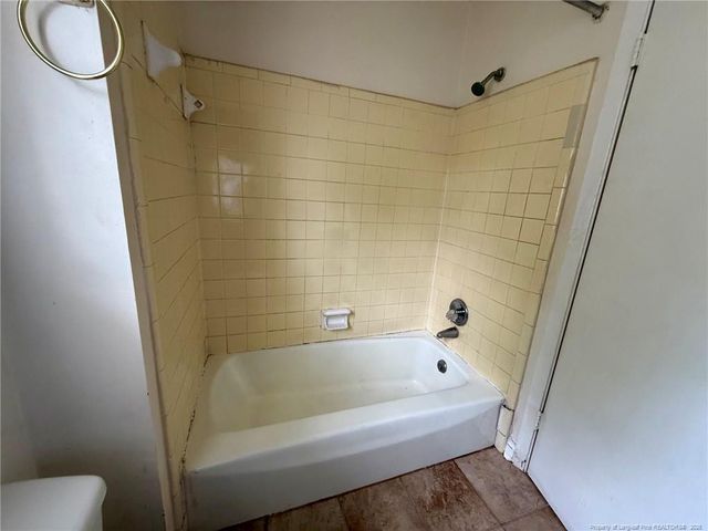 5707 Chisholm Trail, Fayetteville, NC 28303