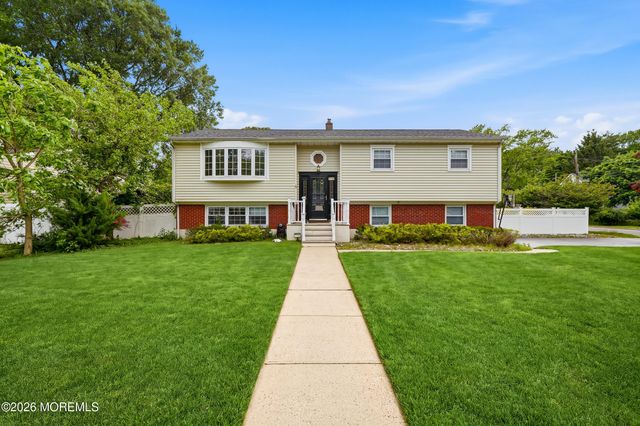 176 Belmar Avenue, Oakhurst, NJ 07755