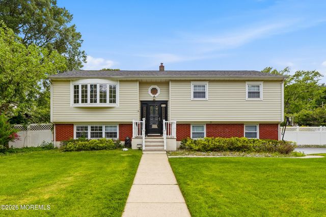 176 Belmar Avenue, Oakhurst, NJ 07755