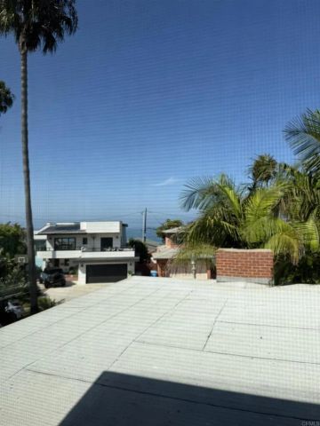 4881 Dixie Dr, San Diego, CA 92109