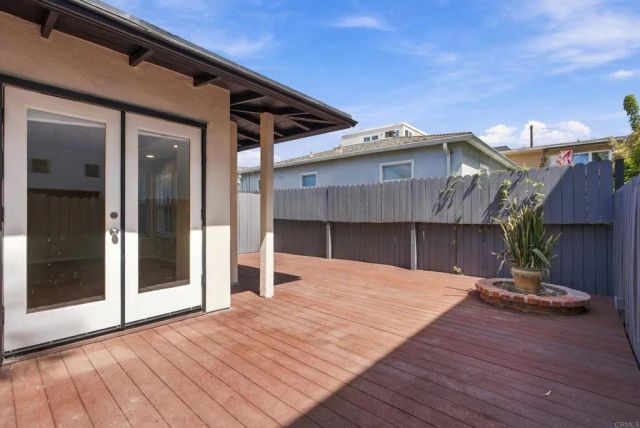 4881 Dixie Dr, San Diego, CA 92109