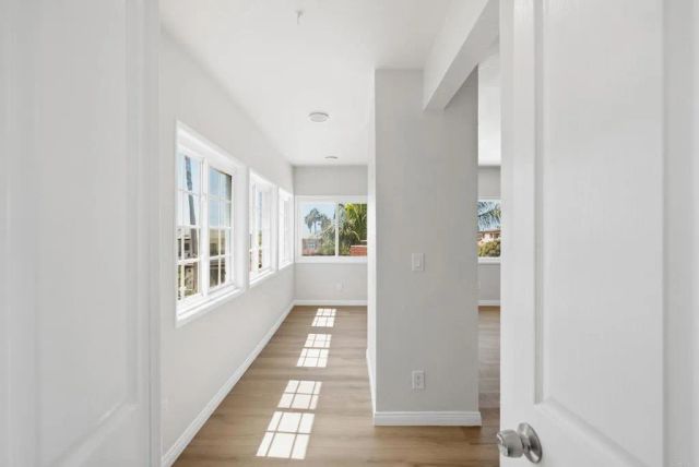 4881 Dixie Dr, San Diego, CA 92109