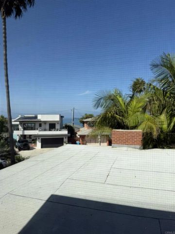 4881 Dixie Dr, San Diego, CA 92109