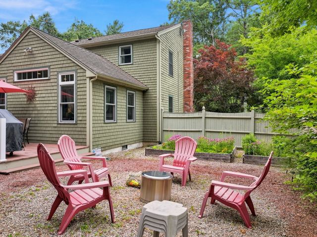 36 Bartlett Street, Pembroke, MA 02359