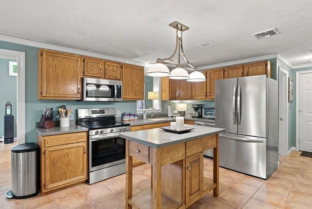 36 Bartlett Street, Pembroke, MA 02359