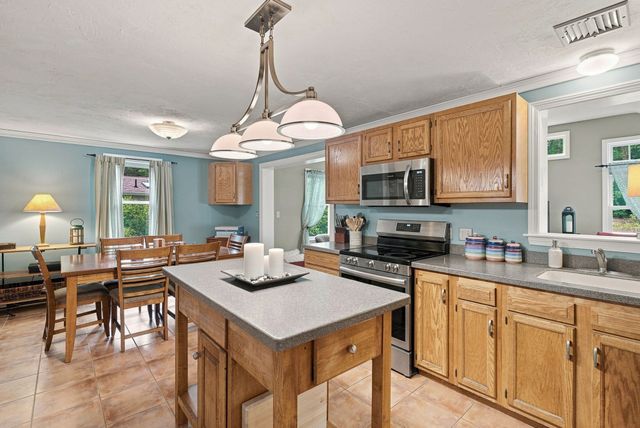 36 Bartlett Street, Pembroke, MA 02359