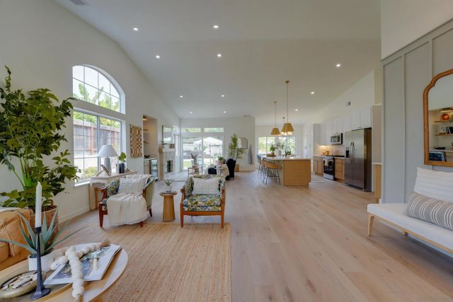 1912 Andrews Ct, Oceanside, CA 92054