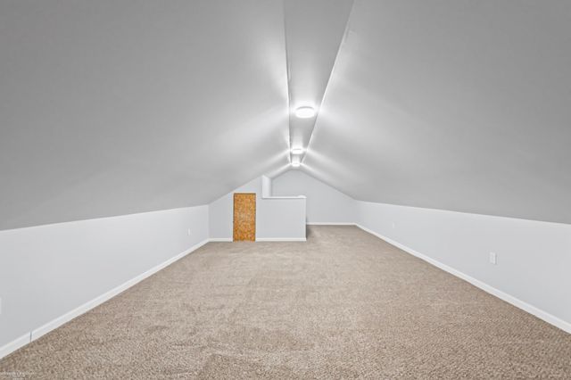 20293 Washtenaw Street, Harper Woods, MI 48225