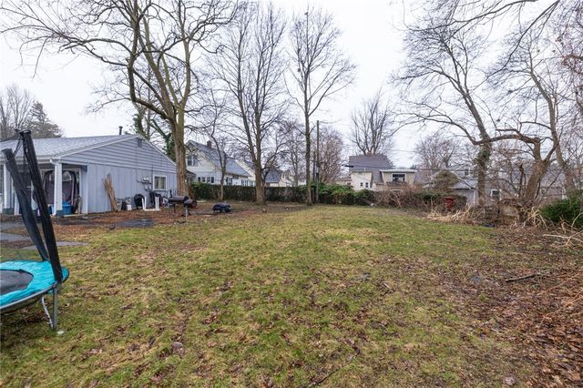 74 Stone Road, Greece, NY 14616