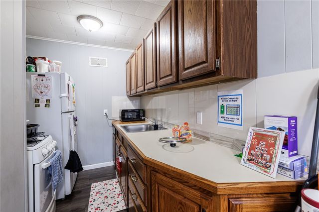 74 Stone Road, Greece, NY 14616