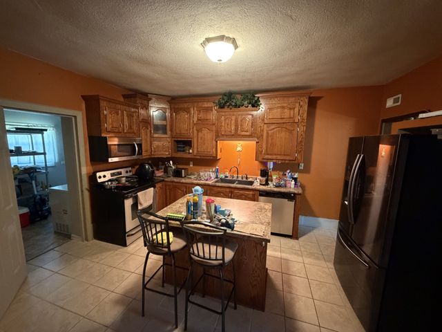 611 Tumbling Creek Rd, Mc Kenzie, TN 38201