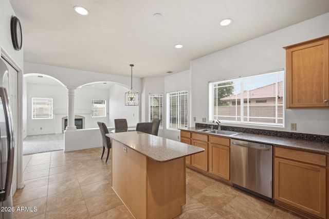 320 E QUAIL Court, Casa Grande, AZ 85122
