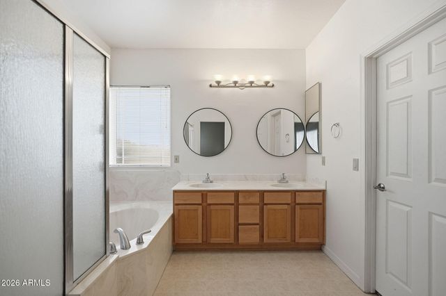 320 E QUAIL Court, Casa Grande, AZ 85122