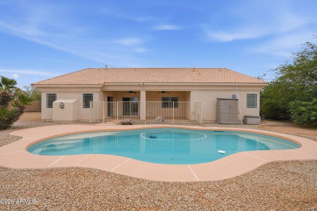 320 E QUAIL Court, Casa Grande, AZ 85122