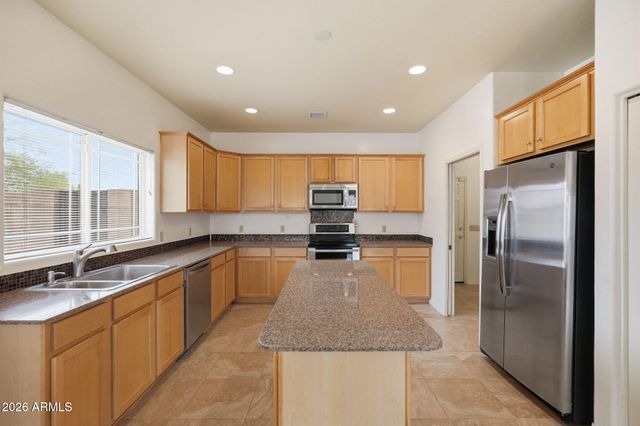 320 E QUAIL Court, Casa Grande, AZ 85122