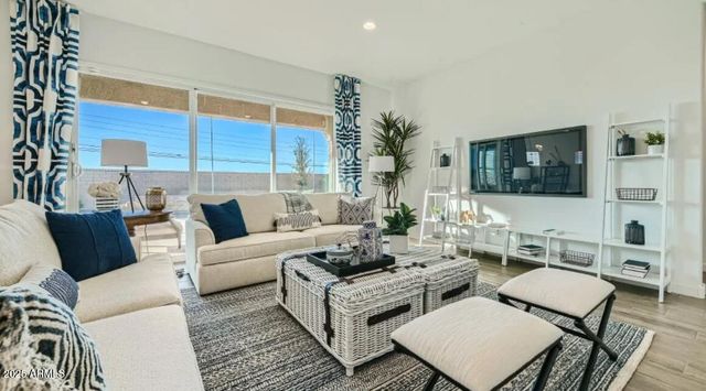 3315 E CRAFTSMAN Lane, San Tan Valley, AZ 85140