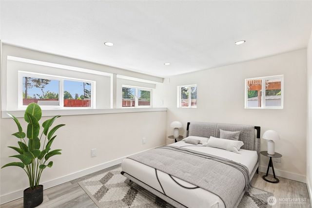 3425 NE 7th Place, Renton, WA 98056