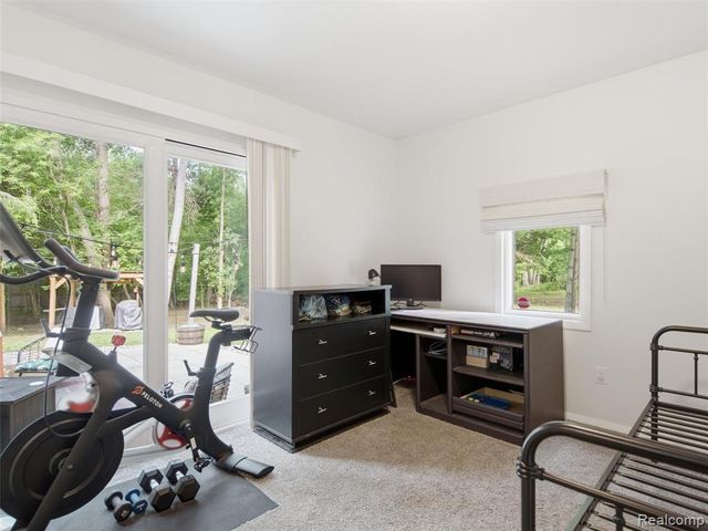 2258 S Long Lake Road, Fenton, MI 48430