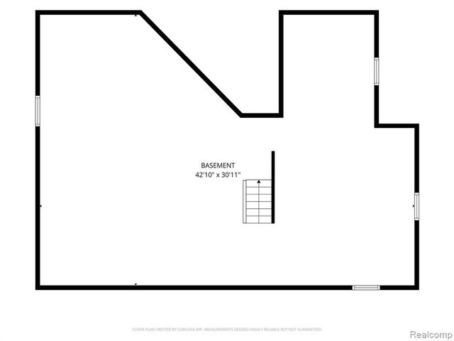 2258 S Long Lake Road, Fenton, MI 48430