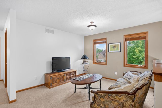 830 Ramsey Avenue, Carver, MN 55315
