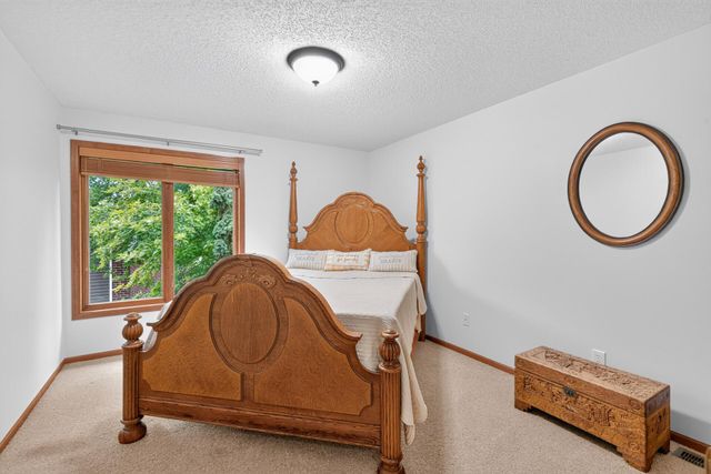 830 Ramsey Avenue, Carver, MN 55315