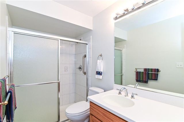 2836 Charlemagne DR, Virginia Beach, VA 23451