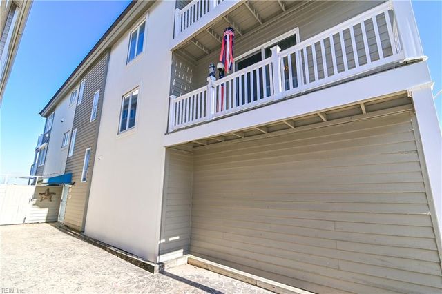 2836 Charlemagne DR, Virginia Beach, VA 23451