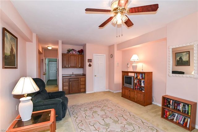 2836 Charlemagne DR, Virginia Beach, VA 23451