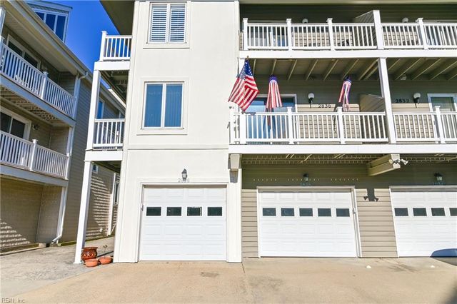2836 Charlemagne DR, Virginia Beach, VA 23451