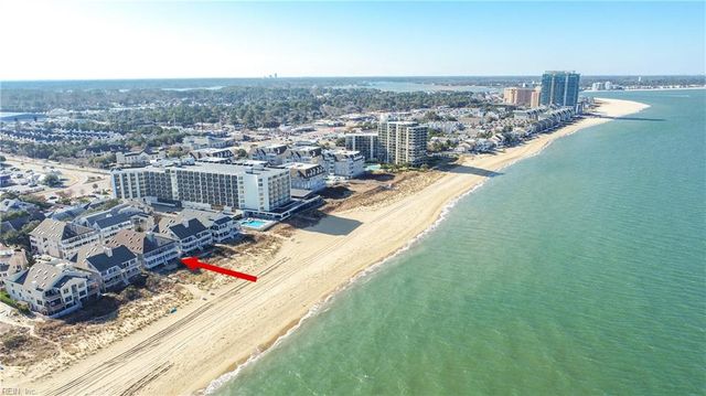 2836 Charlemagne DR, Virginia Beach, VA 23451