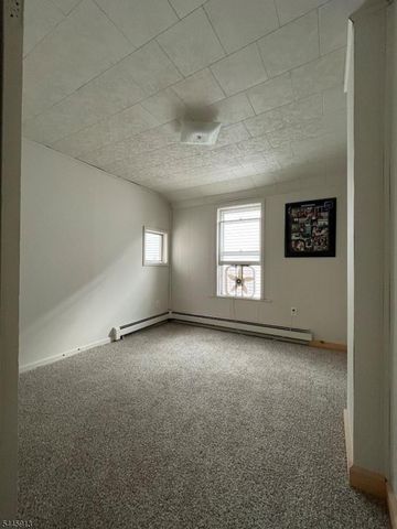 218 W 2Nd St, Clifton City, NJ 07011