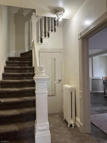 218 W 2Nd St, Clifton City, NJ 07011