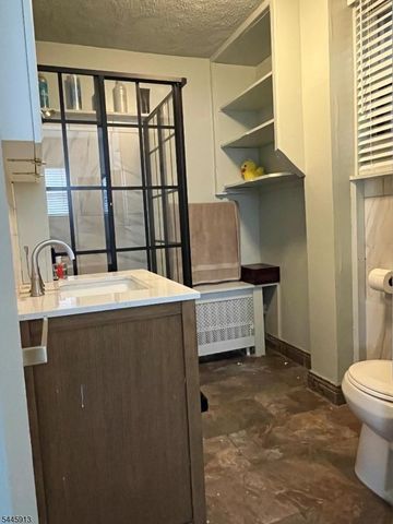 218 W 2Nd St, Clifton City, NJ 07011